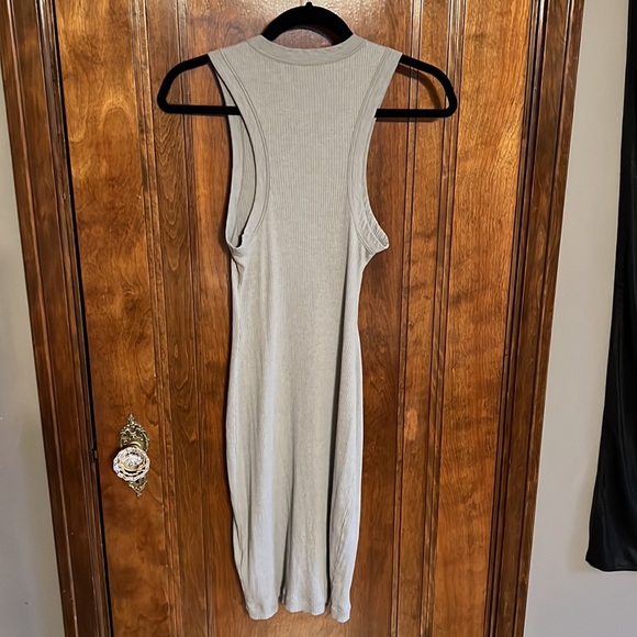 James Perse Platinum Scoop back dress, size 0. Like new, never worn! - Picture 5 of 5